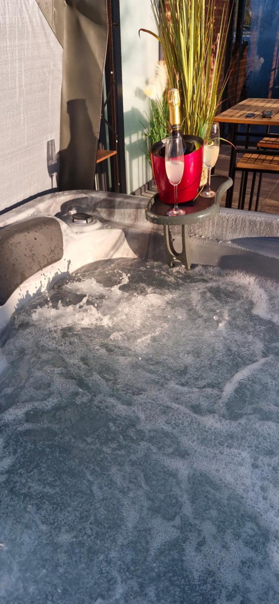 Au Petit Seny, Gite Charme Et Nature Avec Jacuzzi Pro Tinlot Dış mekan fotoğraf